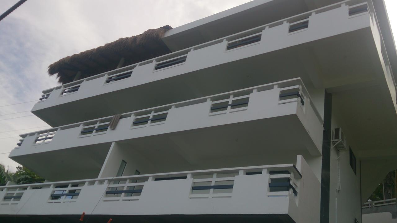 Jalyn'S Resort Sabang Puerto Galera Exteriör bild