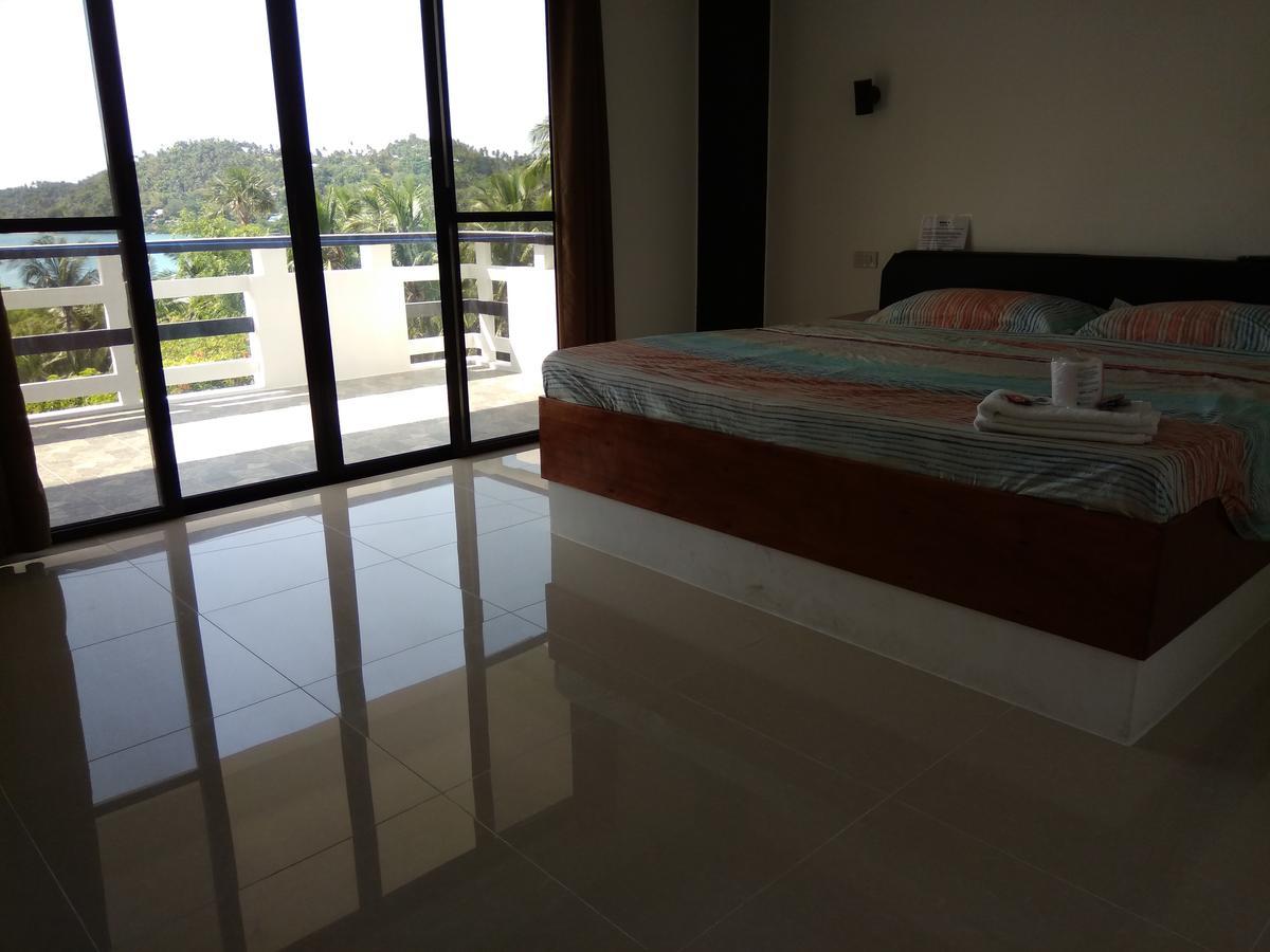 Jalyn'S Resort Sabang Puerto Galera Exteriör bild