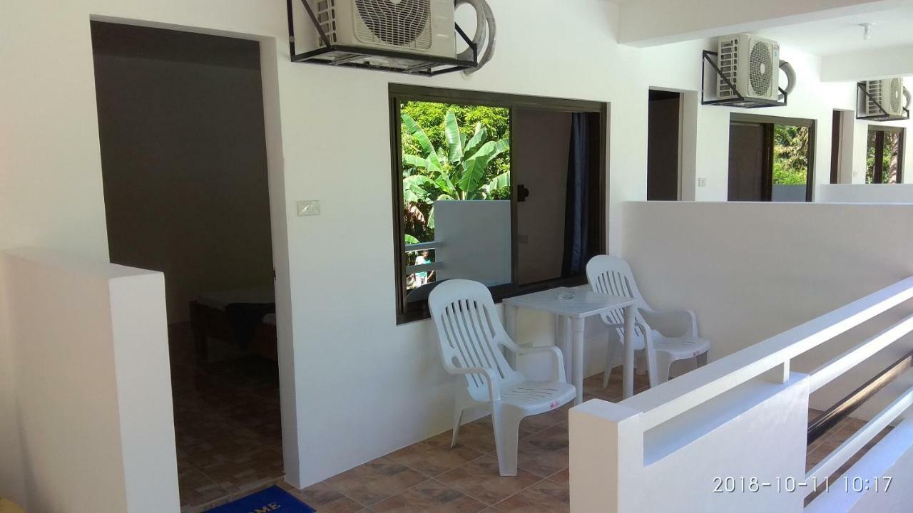 Jalyn'S Resort Sabang Puerto Galera Exteriör bild